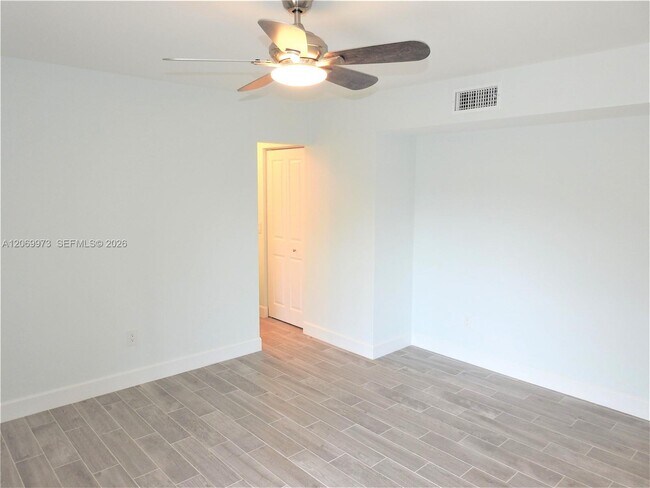 Building Photo - 8401 SW 107th Ave
