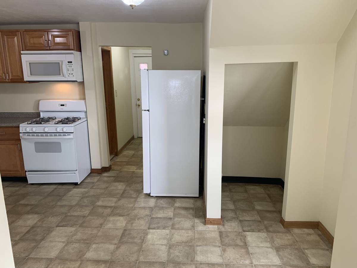 Building Photo - 96 Nichols Ave