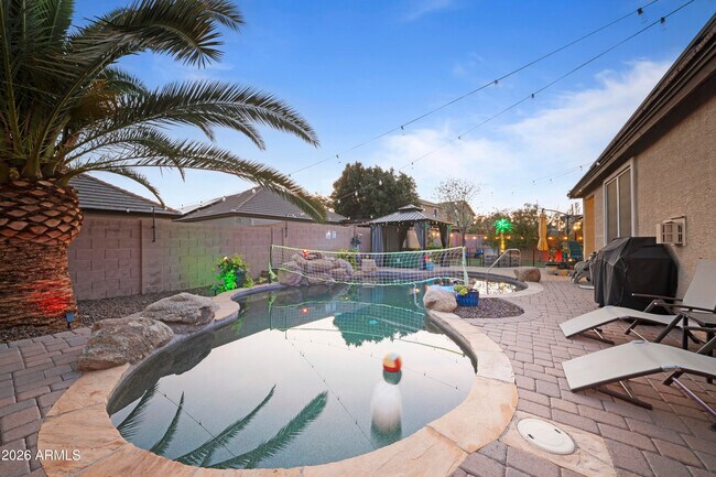 Building Photo - 17239 W Ironwood St