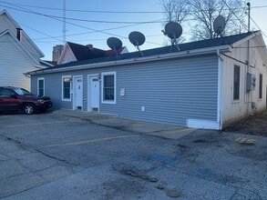Building Photo - 113 W Jefferson St