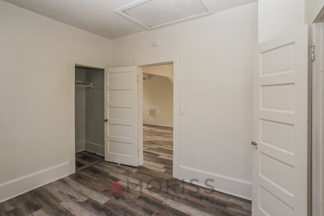 Building Photo - Cozy 2-Bedroom Home in Tacoma's Eastside — Move-In Ready!