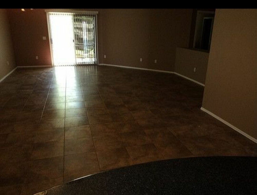 Building Photo - 2703 W Allens Peak Dr