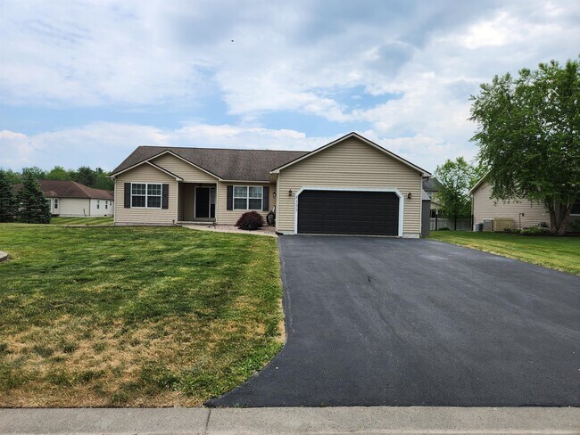 Primary Photo - 8355 Nates Ln