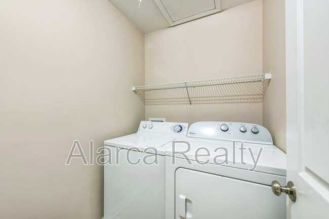 Building Photo - 15112 Northsprings Dr