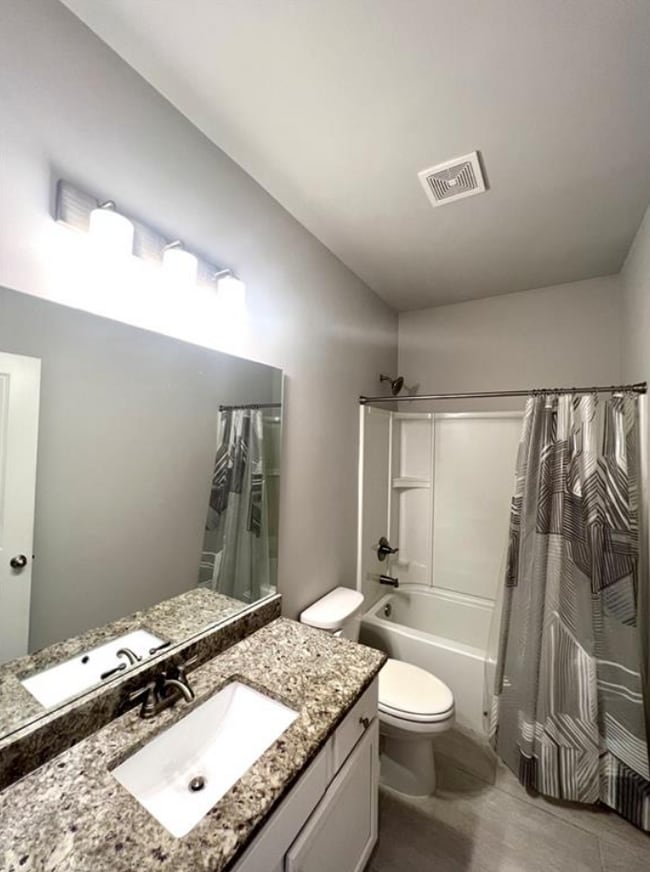 Building Photo - 3229 Weyhill Trl