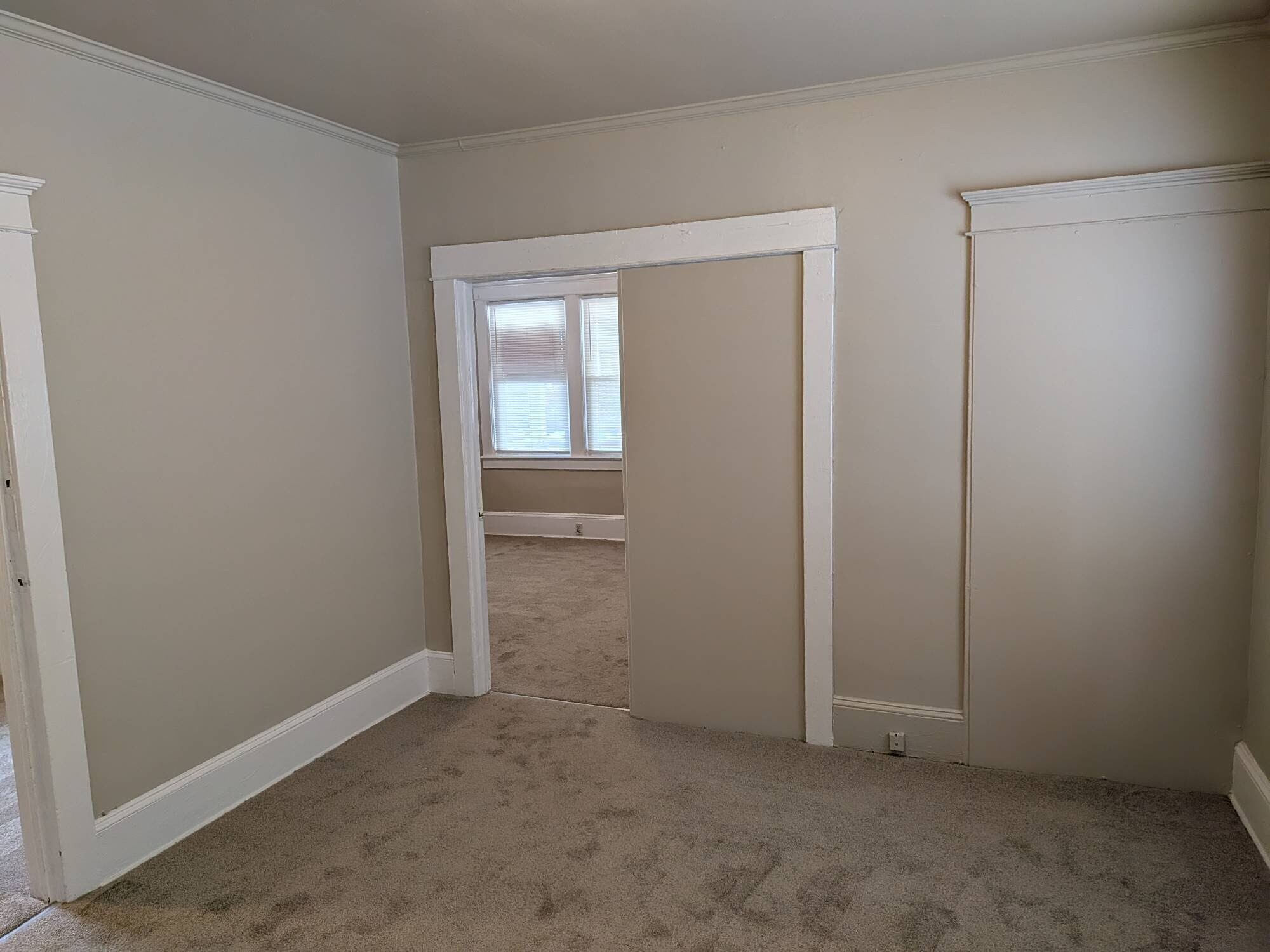 Building Photo - 125 Main St