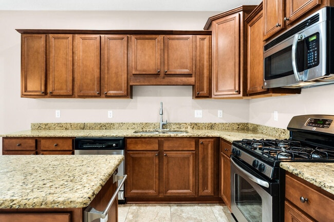 Building Photo - 36 Dickens Dr