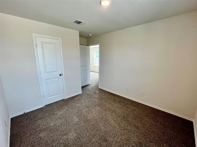 Building Photo - 2304 Lattimore St