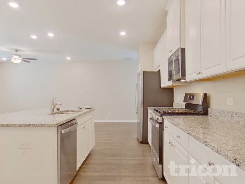 Building Photo - 180 Chapelcrest Ln