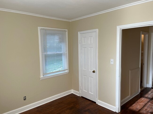 Building Photo - **AVAILABLE NOW**Near Ft. Benning. Columbus, GA 2 Bedroom / 1 Bathroom Home for Rent***