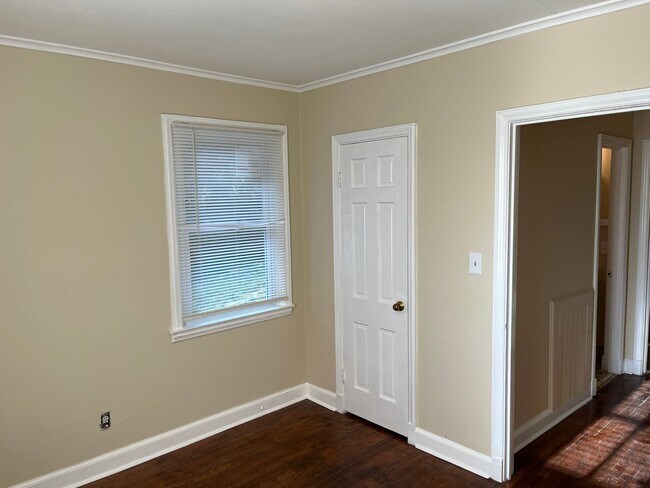 Building Photo - **UPCOMING**Near Ft. Benning. Columbus, GA 2 Bedroom/1 Bathroom Home for Rent***