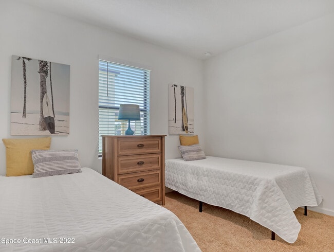 Building Photo - 7418 Tourmaline Dr