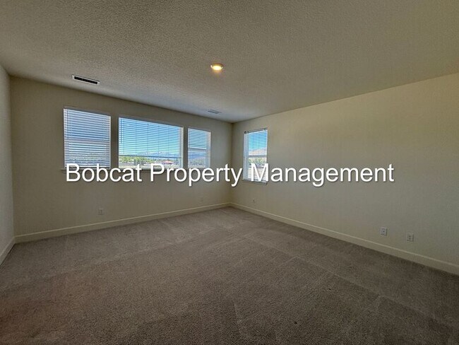 Building Photo - 1751 Boundary Peak St