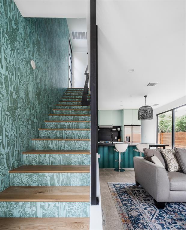 Building Photo - 1103 Cherico St