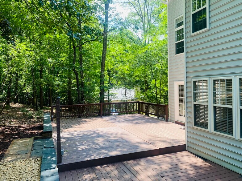 Building Photo - 112 Hudson Hills Rd