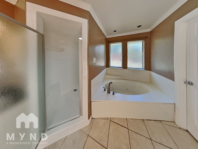 Building Photo - 1118 Tahlequah Trail