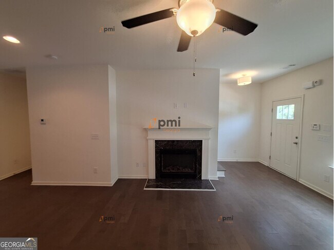 Building Photo - 861 Ambient Way