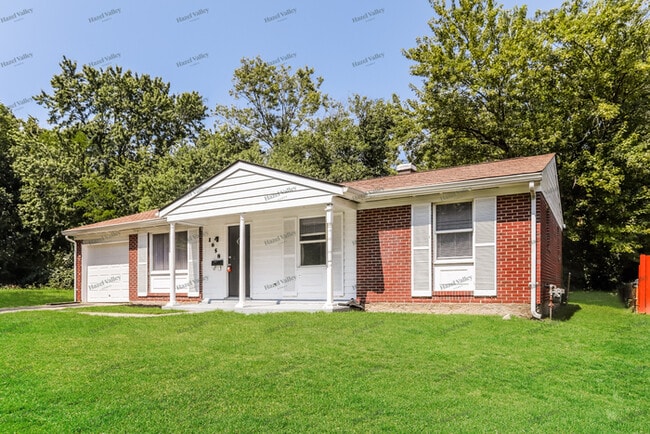 Building Photo - 1858 Aspenhill Dr