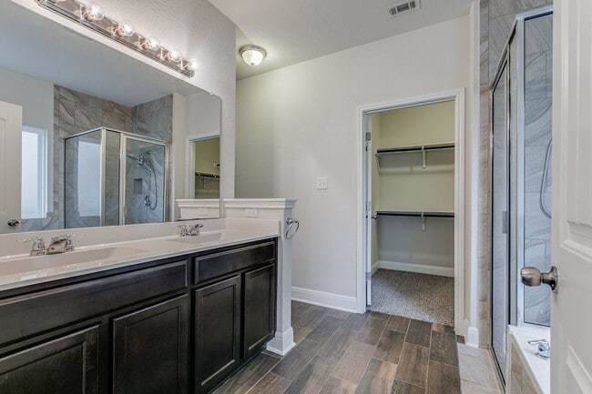 Building Photo - Alamo Ranch Rental 4 Bedroom Home