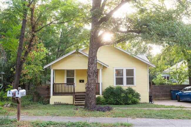 Building Photo - 1703 Maple Ave