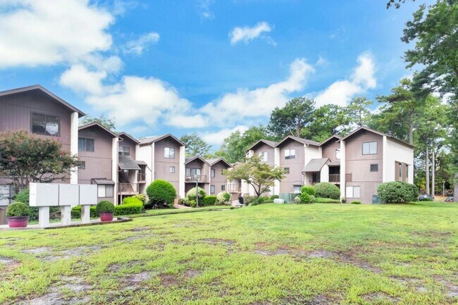 Building Photo - 228 Canal Park Dr