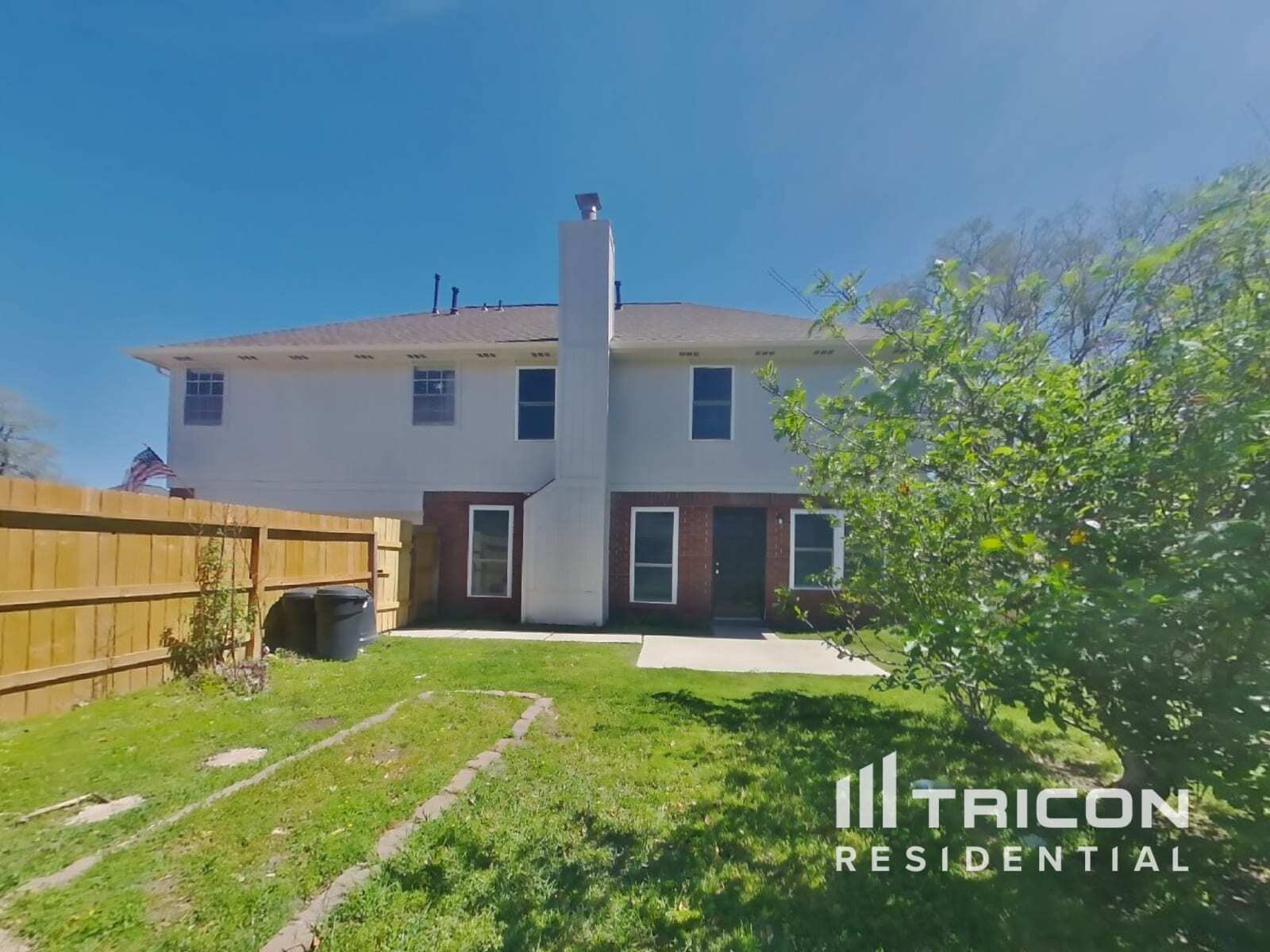 Building Photo - 18810 Pine Bower Cir