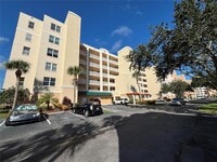 Building Photo - 6425 Shoreline Dr