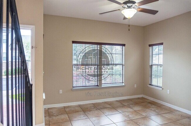 Building Photo - 2291 Del Carmel Way