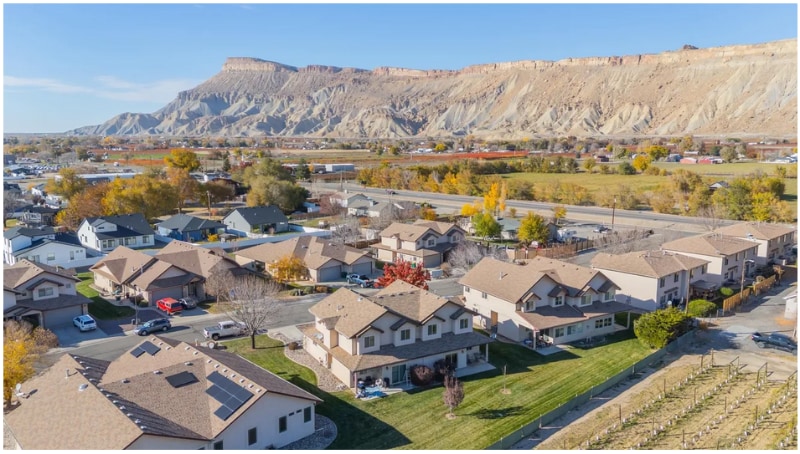 Building Photo - 829 Montclair Dr