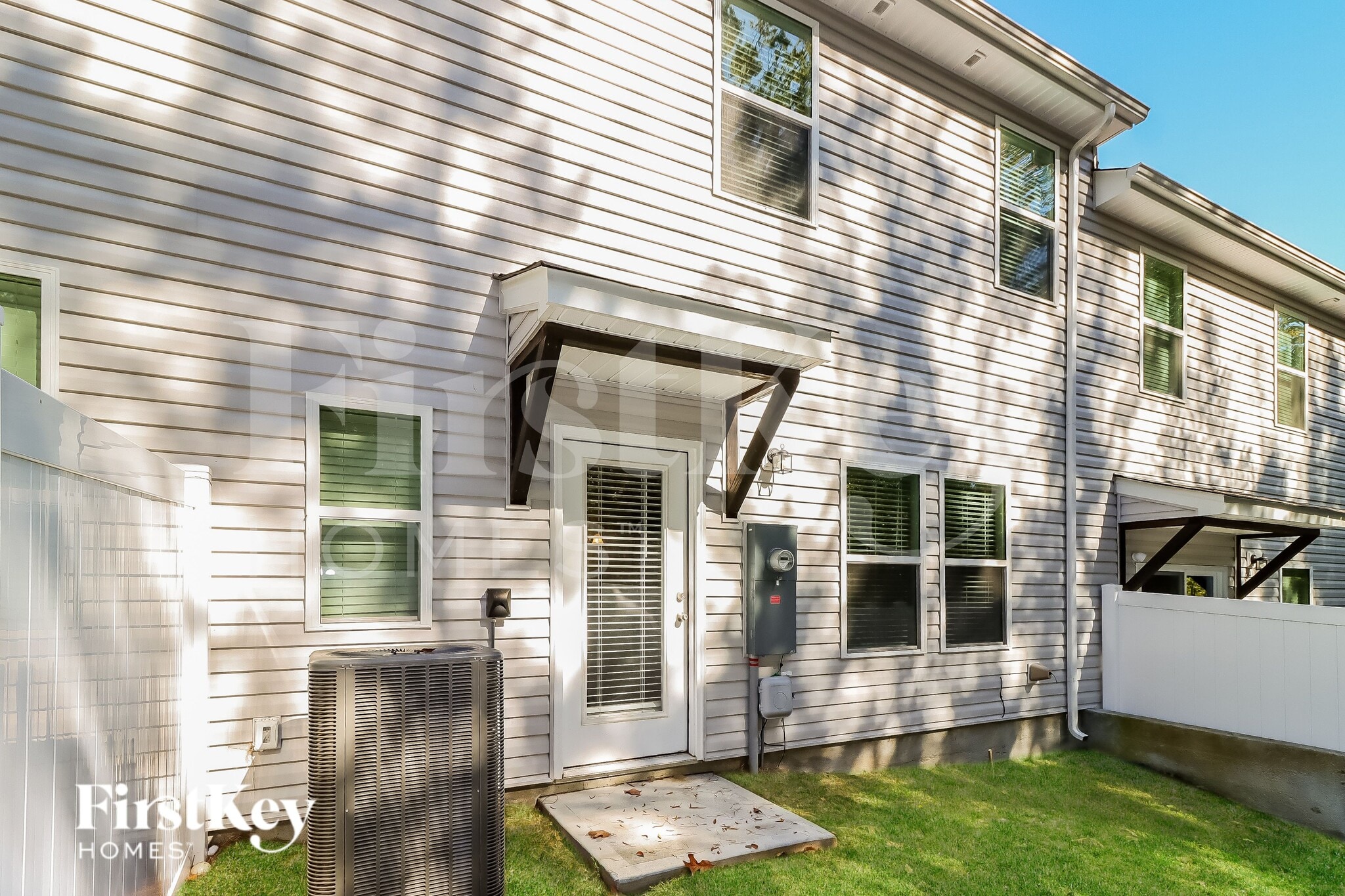 Building Photo - 2092 Cypress Village Dr NW