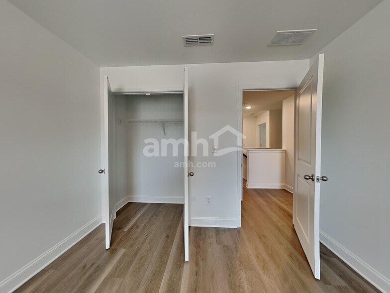 Building Photo - 4728 Smt Vw Ct