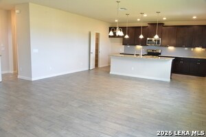 Building Photo - 741 Farmers Dell