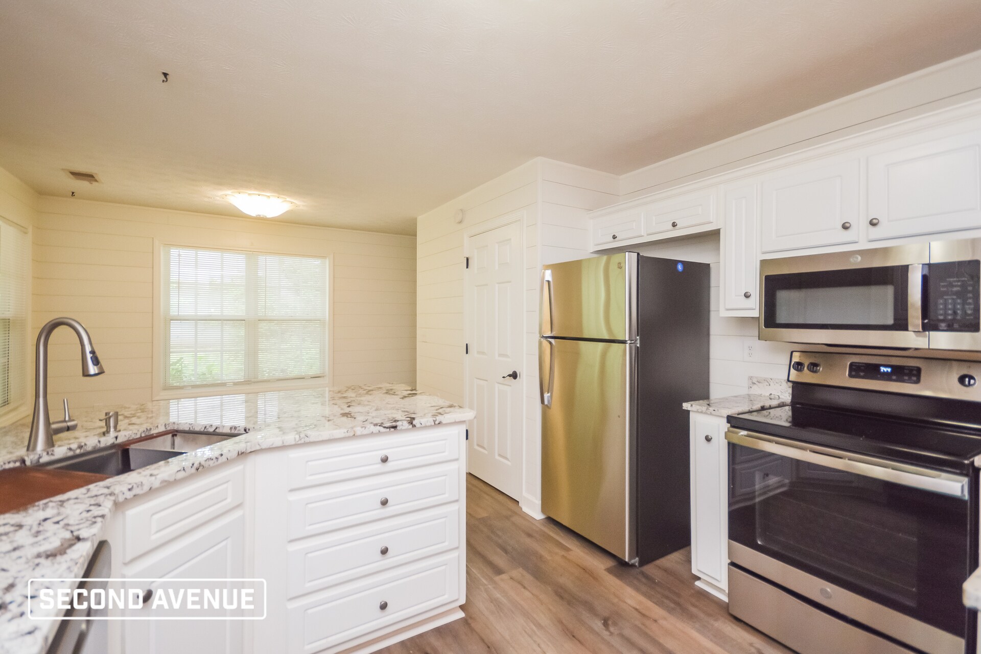 Building Photo - 125 Flowers Dr