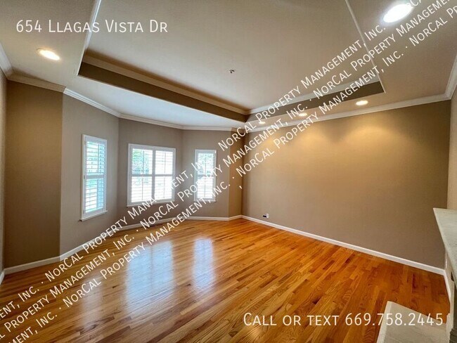 Building Photo - 654 Llagas Vista Dr
