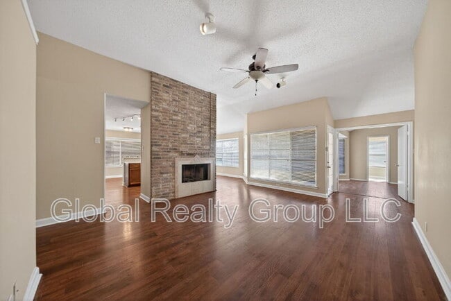 Building Photo - 8120 Forest Dawn