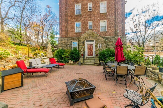 Building Photo - 3902 Manhattan College Pkwy, #1B