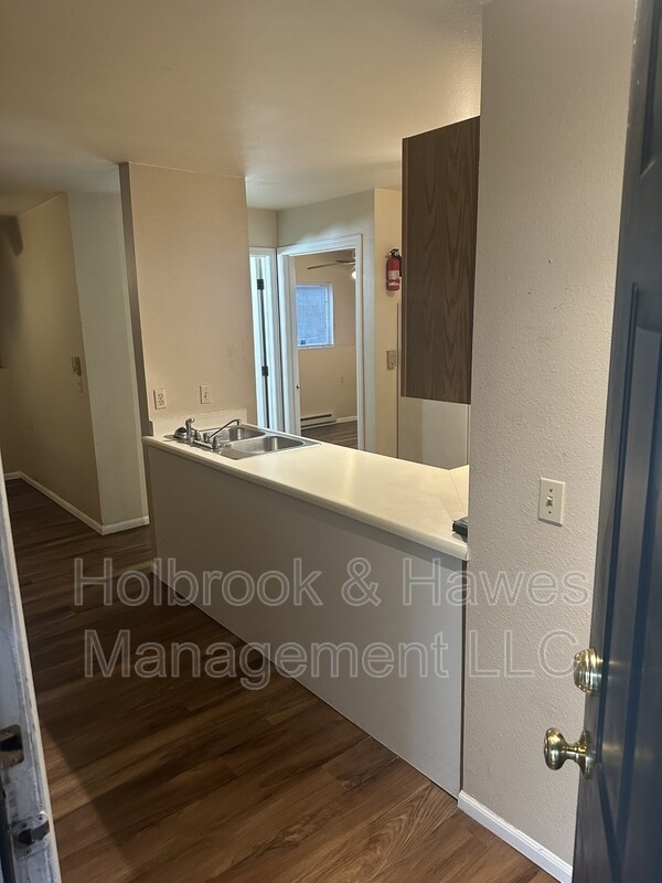 Building Photo - 4531 Boardwalk Dr