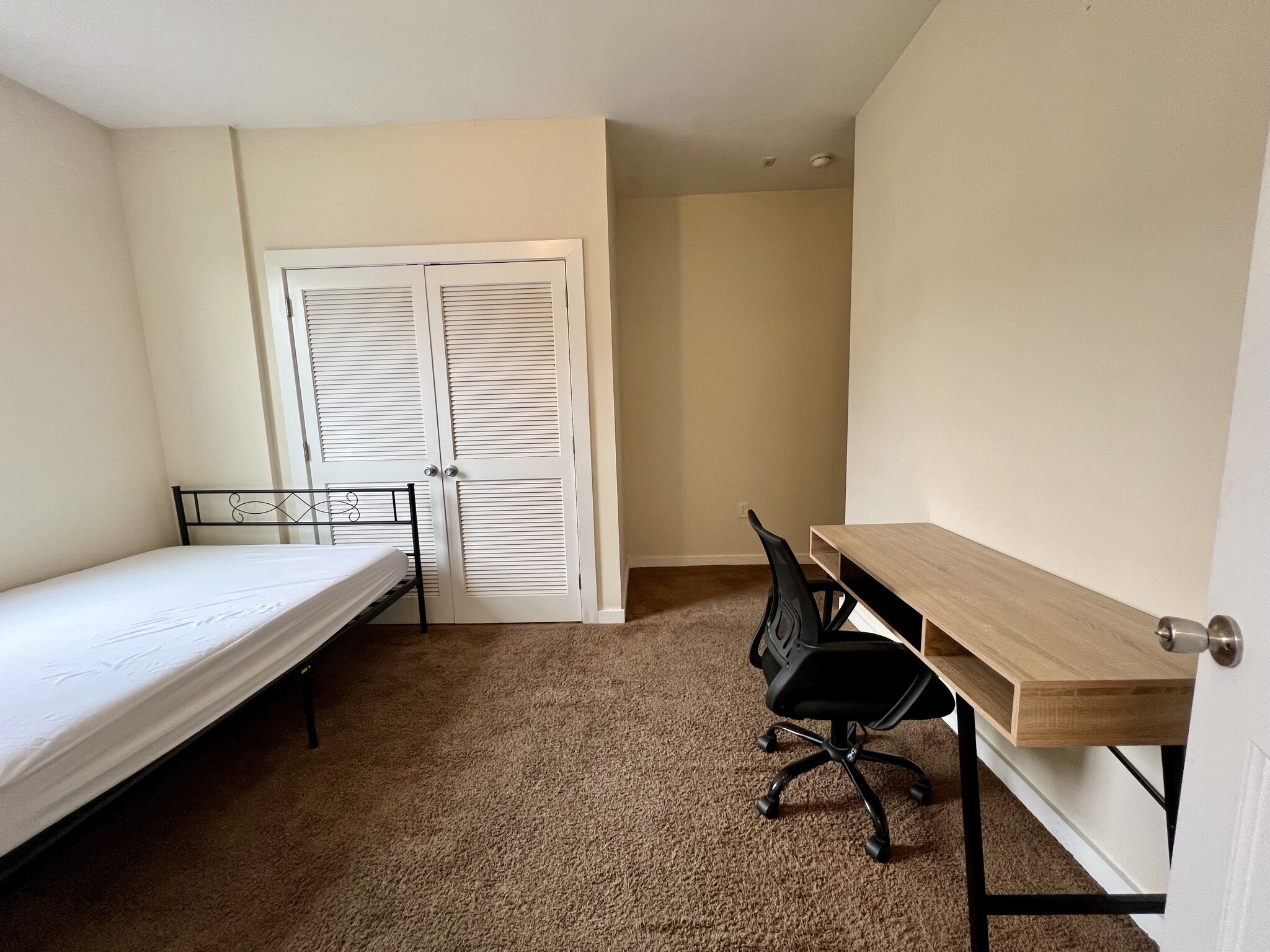 Bedroom 1 with private bathroom - 1704 Cecil B Moore Ave