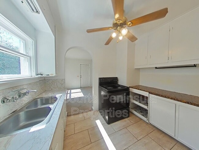 Building Photo - 1702 Wheaton Wy