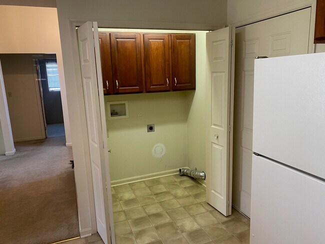 Laundry - 62 Sanibel Ln