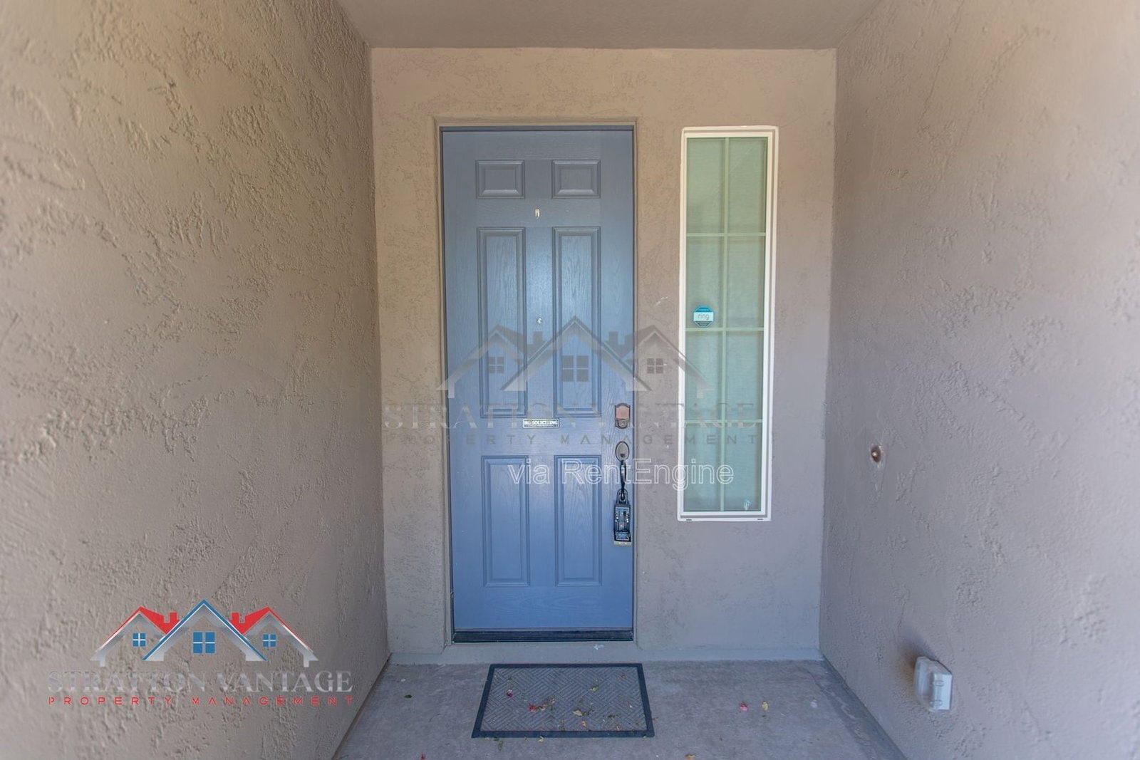Building Photo - 16264 W Canterbury Dr