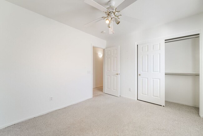 Building Photo - 2141 Hidden Ranch Terrace
