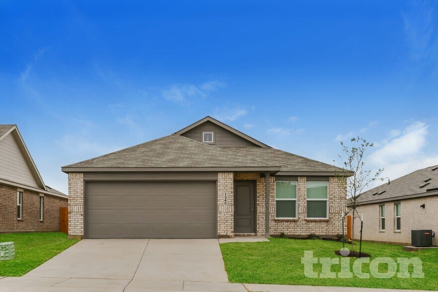 Building Photo - 1309 Buckaroo Blvd