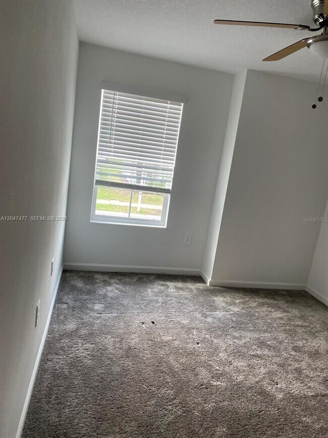 Building Photo - 537 Bell Prairie Cir