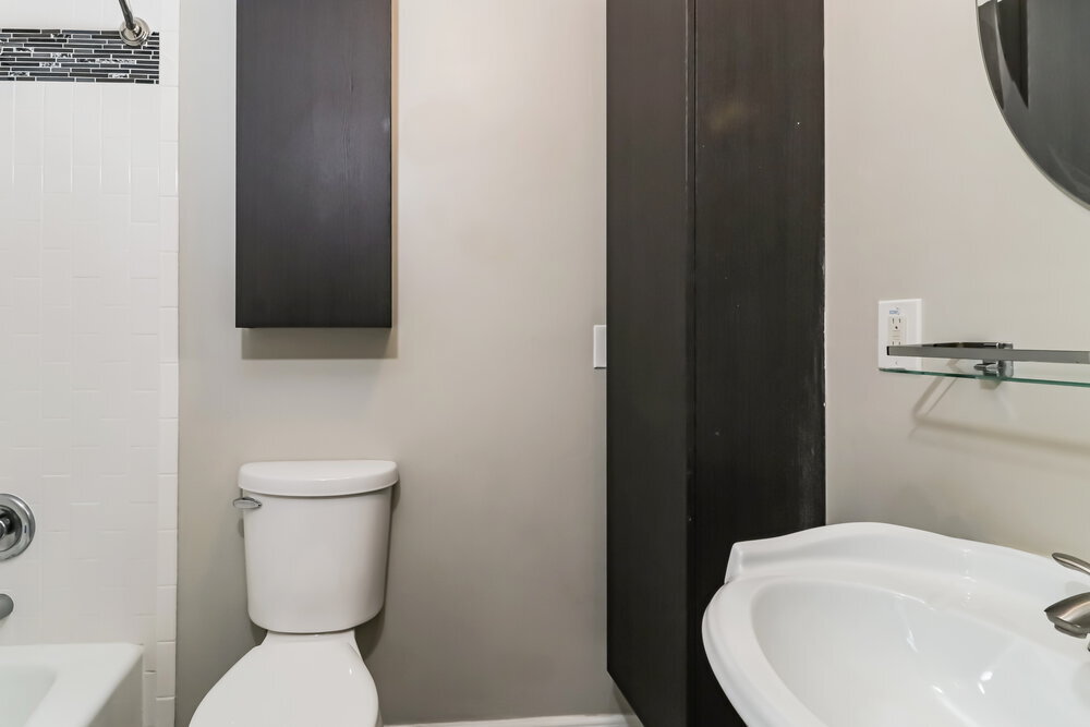 Building Photo - 5146 Londonderry Ln