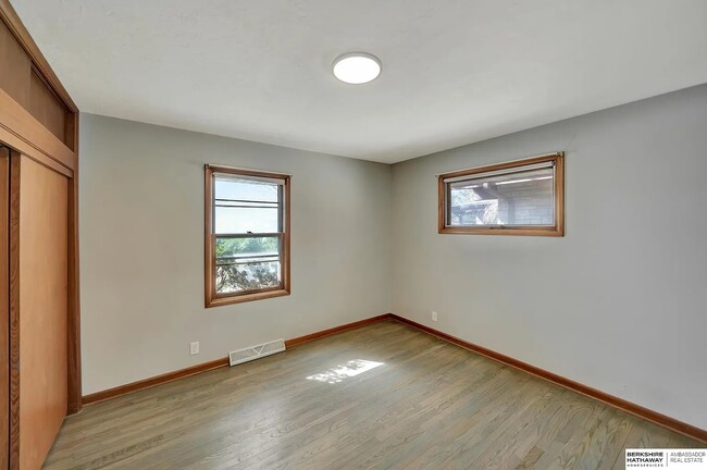 Building Photo - 4620 Van Dorn St