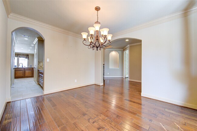 Building Photo - 28318 Wild Mustang Ln