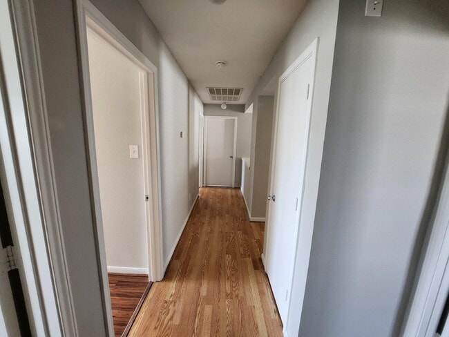 Building Photo - 20718 Blanton Brook Dr