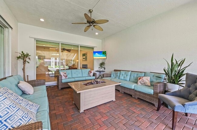 Building Photo - 2350 Bellarosa Circle