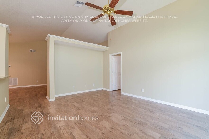 Building Photo - 13318 Meadowlark Ln